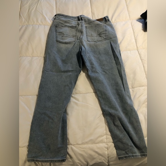 American Eagle Stretch Mom Straight Jean - Picture 5 of 5